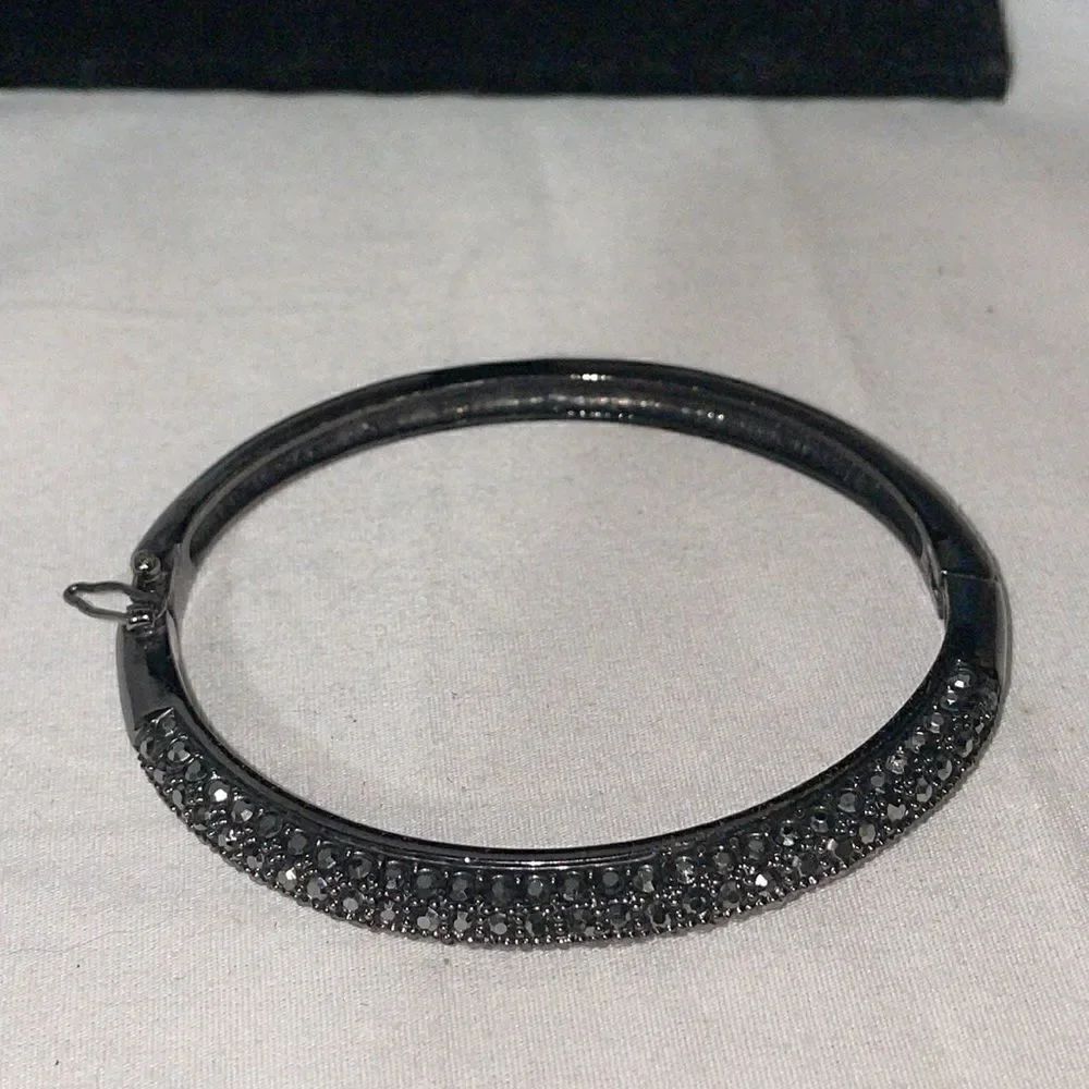 Small Bangle Style Bracelet - Picture 2 of 5